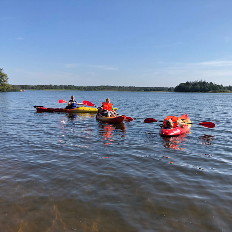 Mossø Kano og Kajak laug - medlemmer på søen